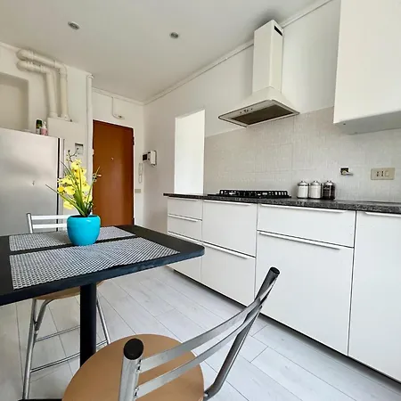 Zar 7 Apartamento *